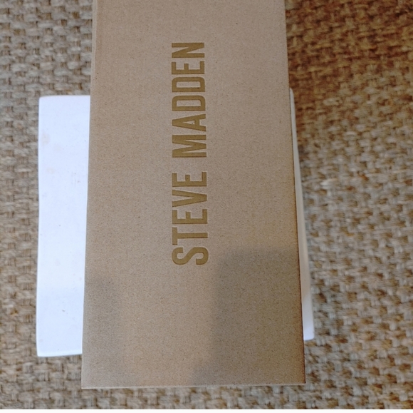 STEVE MADDEN TACE STUDDED SANDAL, BLACK 8 - Picture 11 of 16